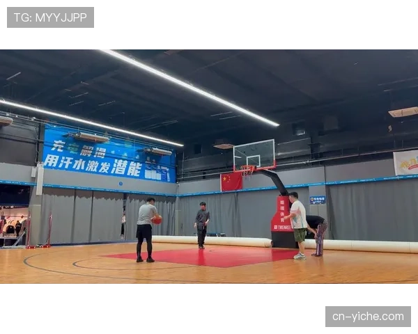 【2026年4月CBA联赛观赛体验技术升级方向·赛事筹办·通讯“静音包厢”改造完成，为对现场声光敏感的家庭提供友好观赛环境